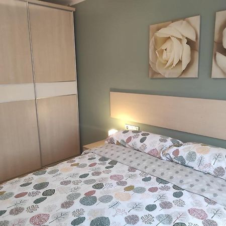 Apartamento En Viladecans Cerca Del Aeropuerto المظهر الخارجي الصورة