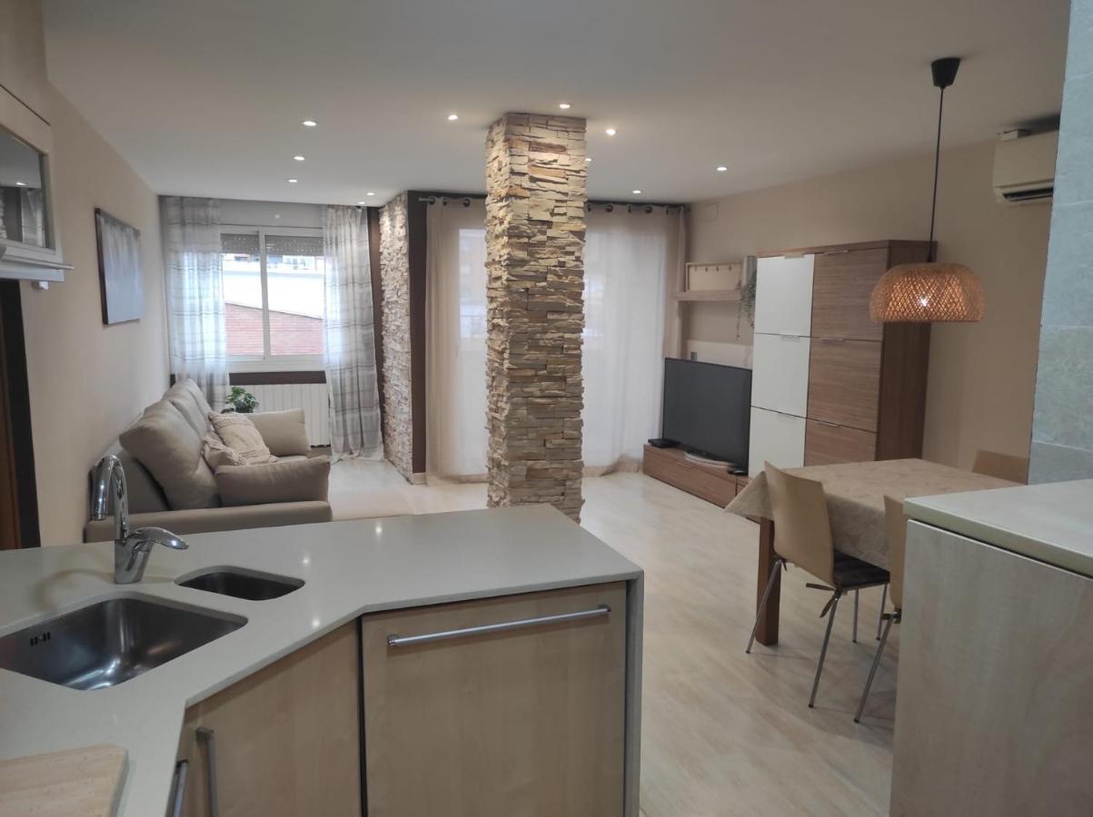 Apartamento En Viladecans Cerca Del Aeropuerto المظهر الخارجي الصورة